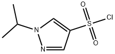 1-(丙烷-2-基)-1H-吡唑-4-磺酰氯化