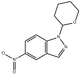 5-硝基-1-(四氢-2H-吡喃-2-基)-1H-吲唑